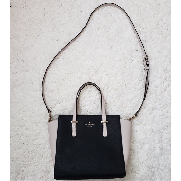 kate spade Handbags - Kate Spade Black and Cream Bag